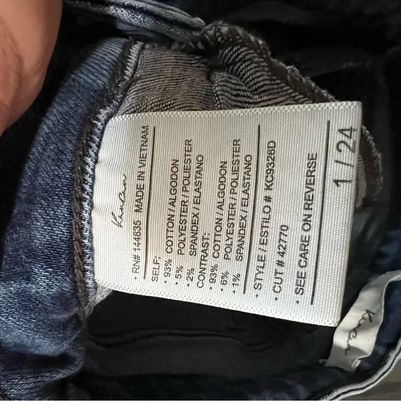 Kancan Morgan High Rise Flare Two Tone Raw Hem Flare  Distressed Denim Jeans - Picture 12 of 12